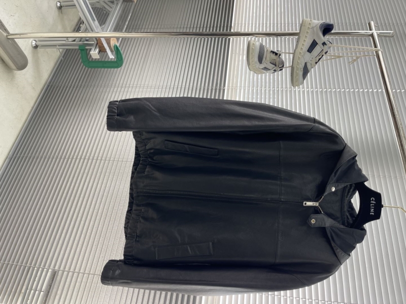 Pra*a outwear